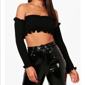 BooHoo Knitted Rib Ruffle Detail Crop, Size Medium
